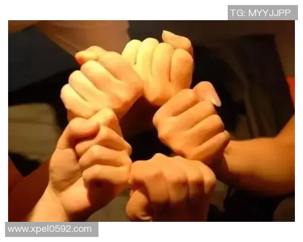 奖杯象征荣耀与努力如何激励个人与团队追求卓越与成功的心路历程