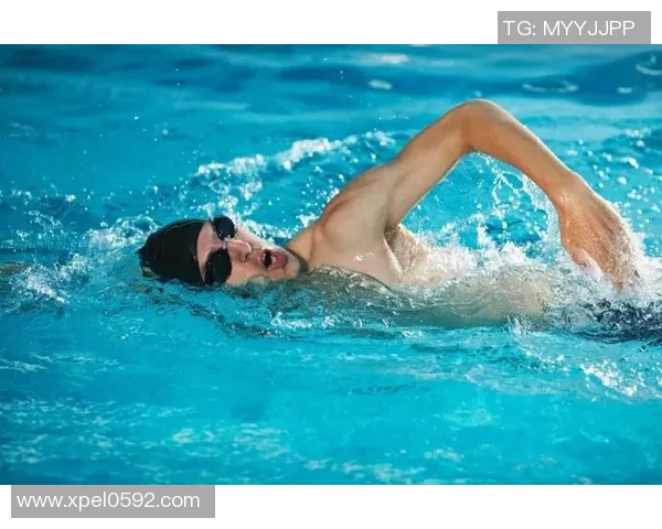 自由泳技巧提升：避免五大常见错误助力游泳水平飞跃