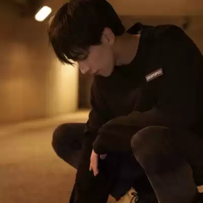 逢今瑶